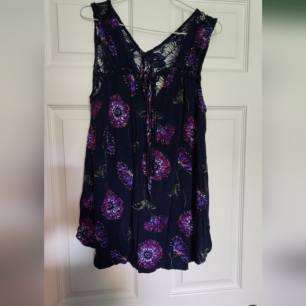 Women's Navy Floral Lace-Back Tank Top - Purple Print